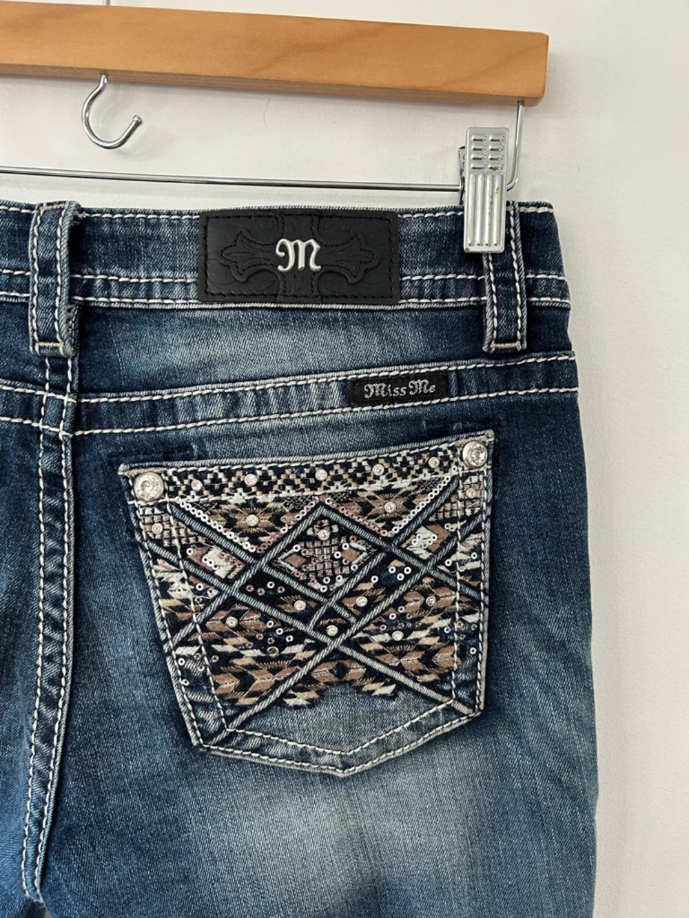 Miss Me Jeans Hailey Skinny 28 Blue Denim Aztec Embellished Back Pockets - Picture 3 of 16